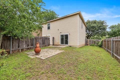 Tiny photo for 5705 Viewpoint DR, Austin, TX 78744 (MLS # 7230815)