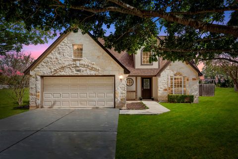441 Thomas DR Martindale TX 78655