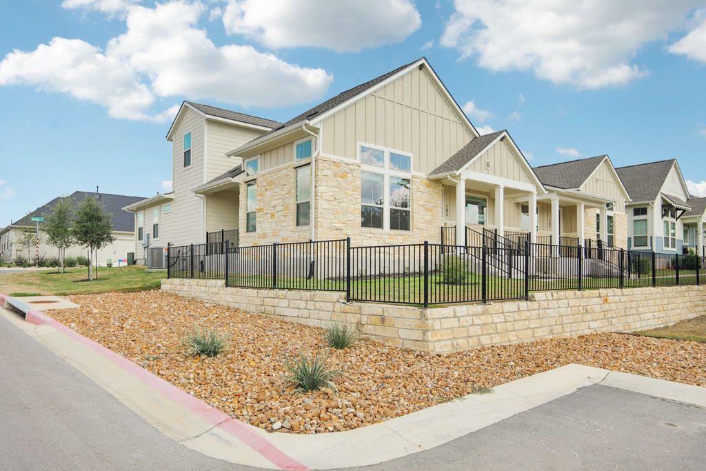 Photo of 139 Stewart DR #102, San Marcos, TX 78666 (MLS # 1376386)