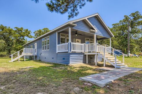 260 Dickerson LN Elgin TX 78621