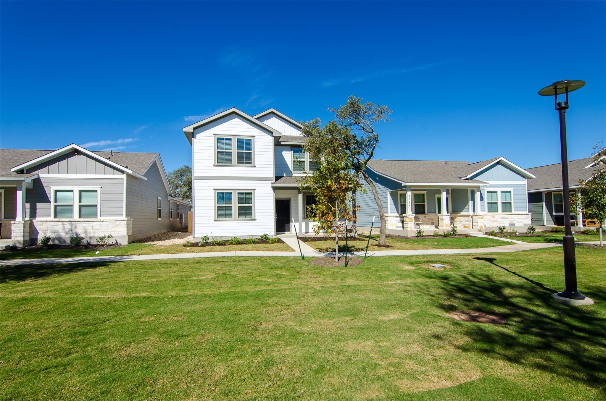 2136 Pecan Island DR