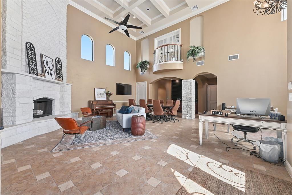 18580 F M Road 1431