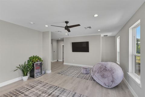 Tiny photo for 18402 Lakeland DR, Lago Vista, TX 78645 (MLS # 4716166)