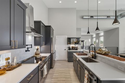 Tiny photo for 18402 Lakeland DR, Lago Vista, TX 78645 (MLS # 4716166)