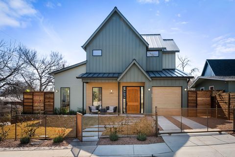 Photo of 2401 E 18th ST, Austin, TX 78702 (MLS # 3089134)
