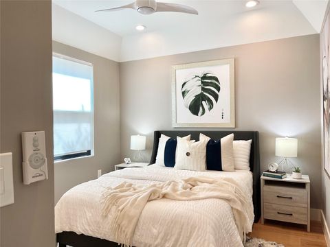 Tiny photo for 3405 Woodrow ST, Austin, TX 78705 (MLS # 3869462)