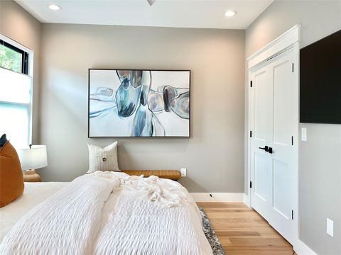 Tiny photo for 3405 Woodrow ST, Austin, TX 78705 (MLS # 3869462)