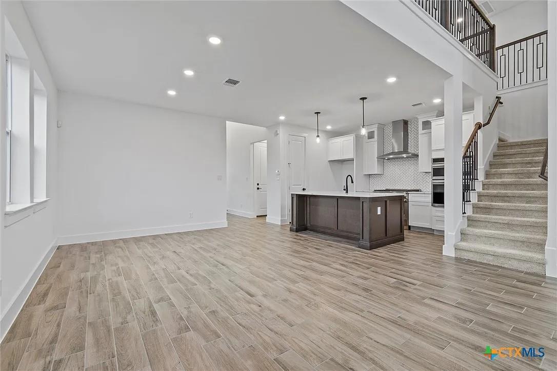 165 Arena DR