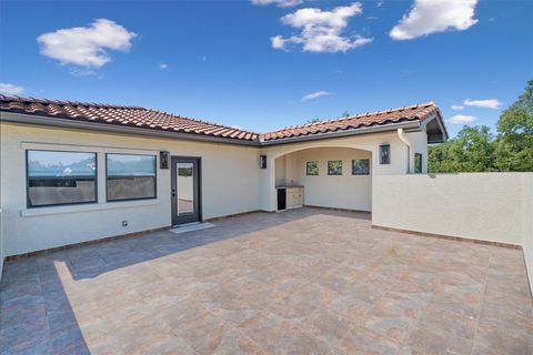 Tiny photo for 8 Cove Creek LN, Austin, TX 78738 (MLS # 4689594)
