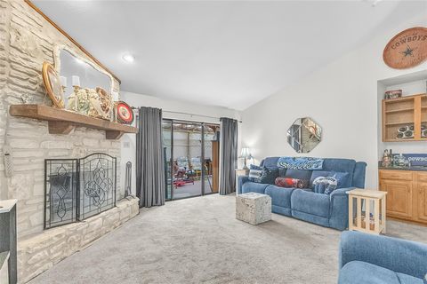 Tiny photo for 33 Oaks PL, Lago Vista, TX 78645 (MLS # 6000148)