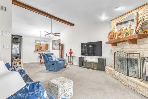 Tiny photo for 33 Oaks PL, Lago Vista, TX 78645 (MLS # 6000148)