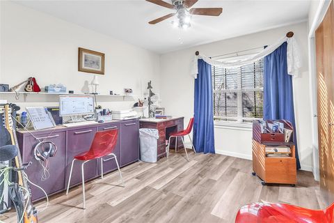 Tiny photo for 33 Oaks PL, Lago Vista, TX 78645 (MLS # 6000148)