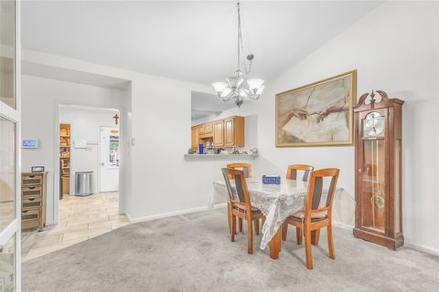 Tiny photo for 33 Oaks PL, Lago Vista, TX 78645 (MLS # 6000148)