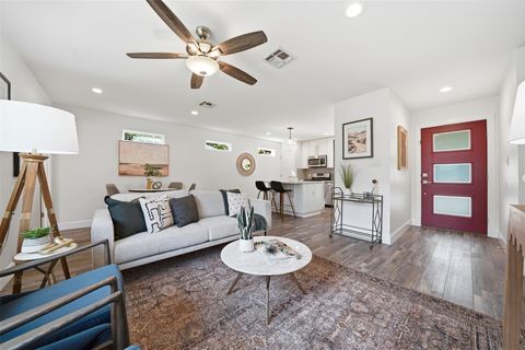 Photo of 1317 Corona DR, Austin, TX 78723 (MLS # 5449244)