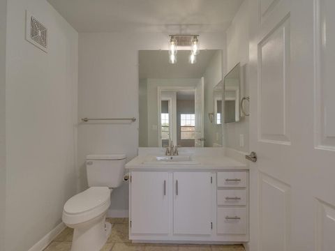 Tiny photo for 2320 Gracy Farms LN #932, Austin, TX 78758 (MLS # 6698114)