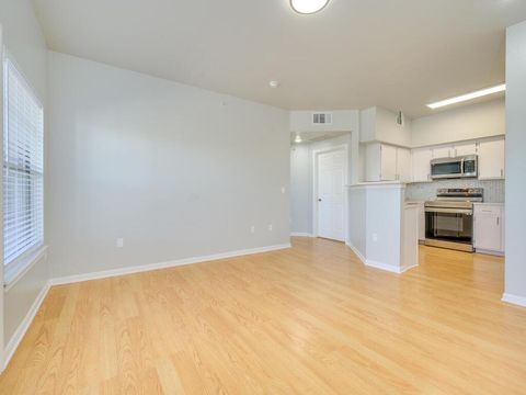 Tiny photo for 2320 Gracy Farms LN #932, Austin, TX 78758 (MLS # 6698114)