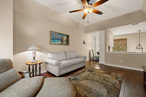 Tiny photo for 412 Eagle, Lakeway, TX 78734 (MLS # 6826662)