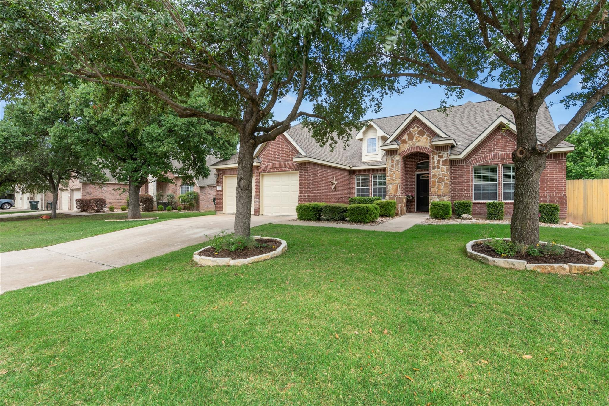 30013 Edgewood DR