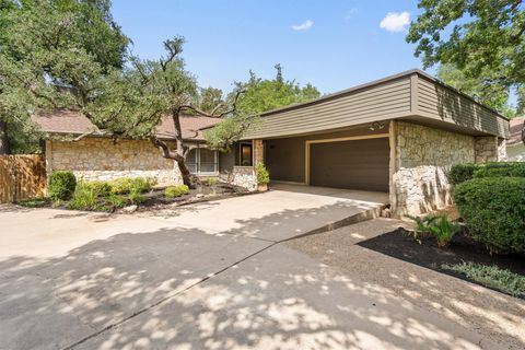 Photo of 10505 Ronwood DR, Austin, TX 78750 (MLS # 4544682)
