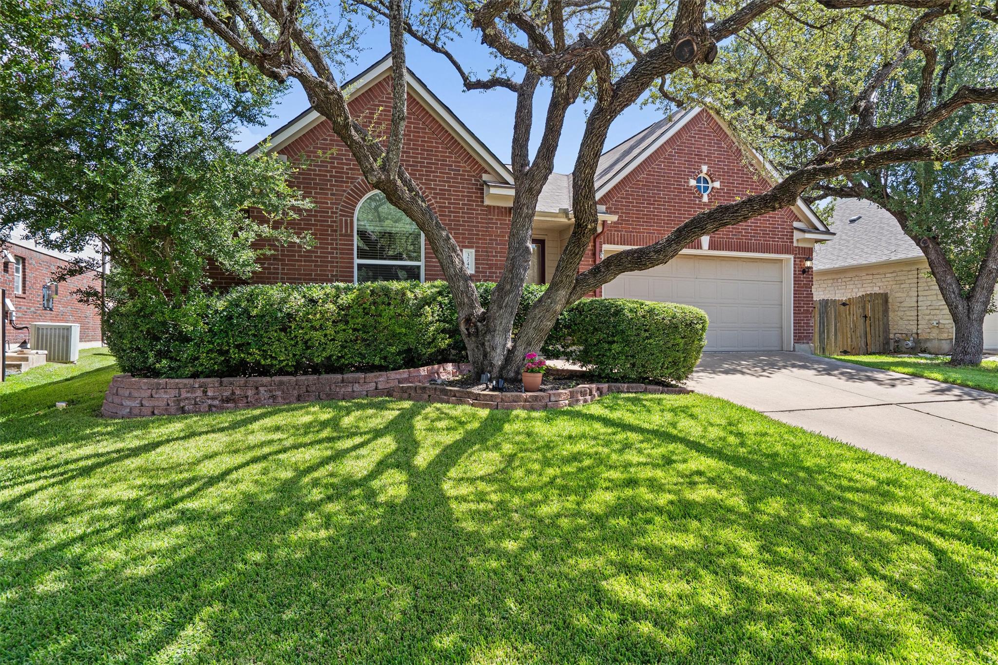 3746 Newland DR