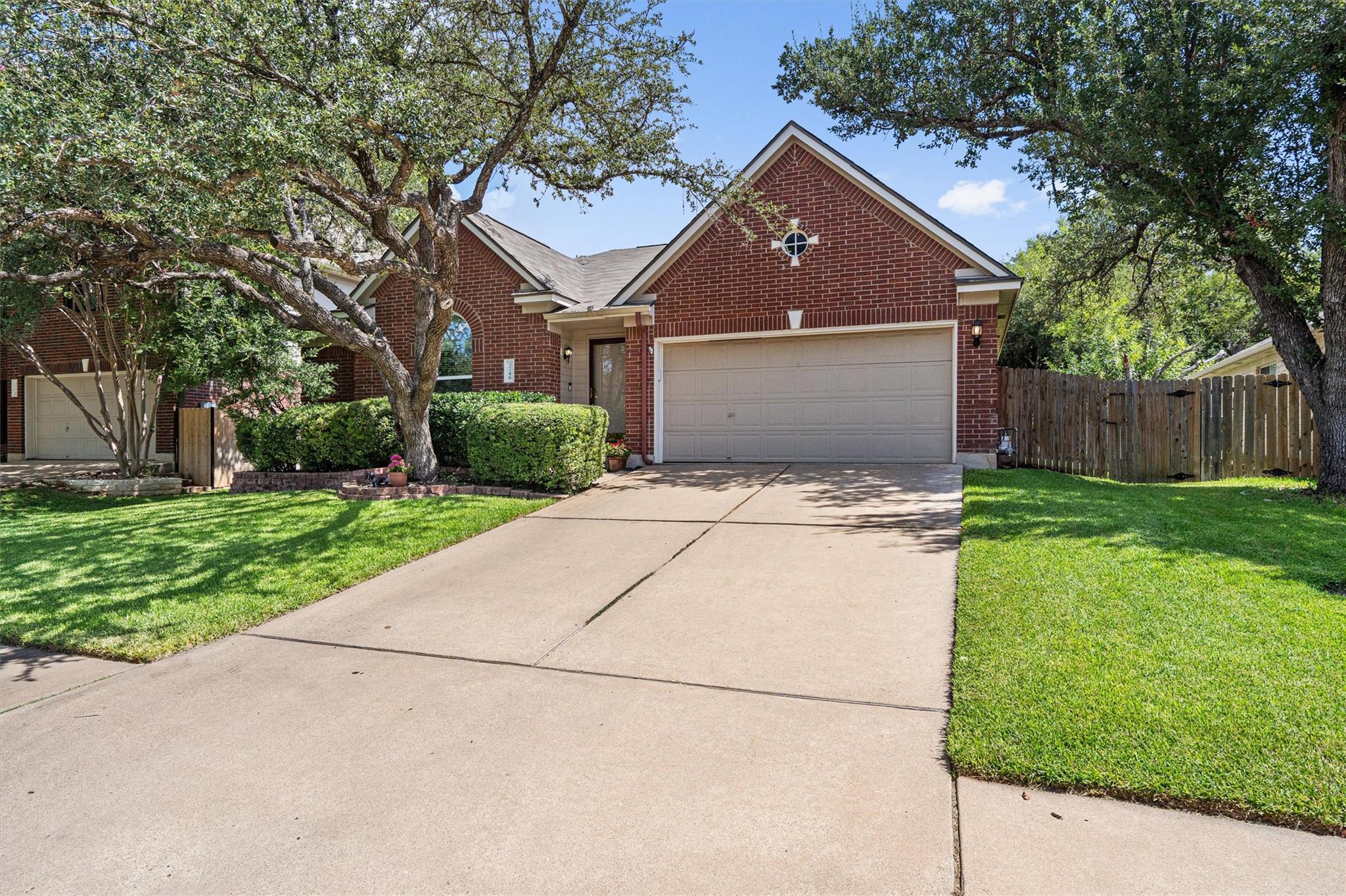 3746 Newland DR