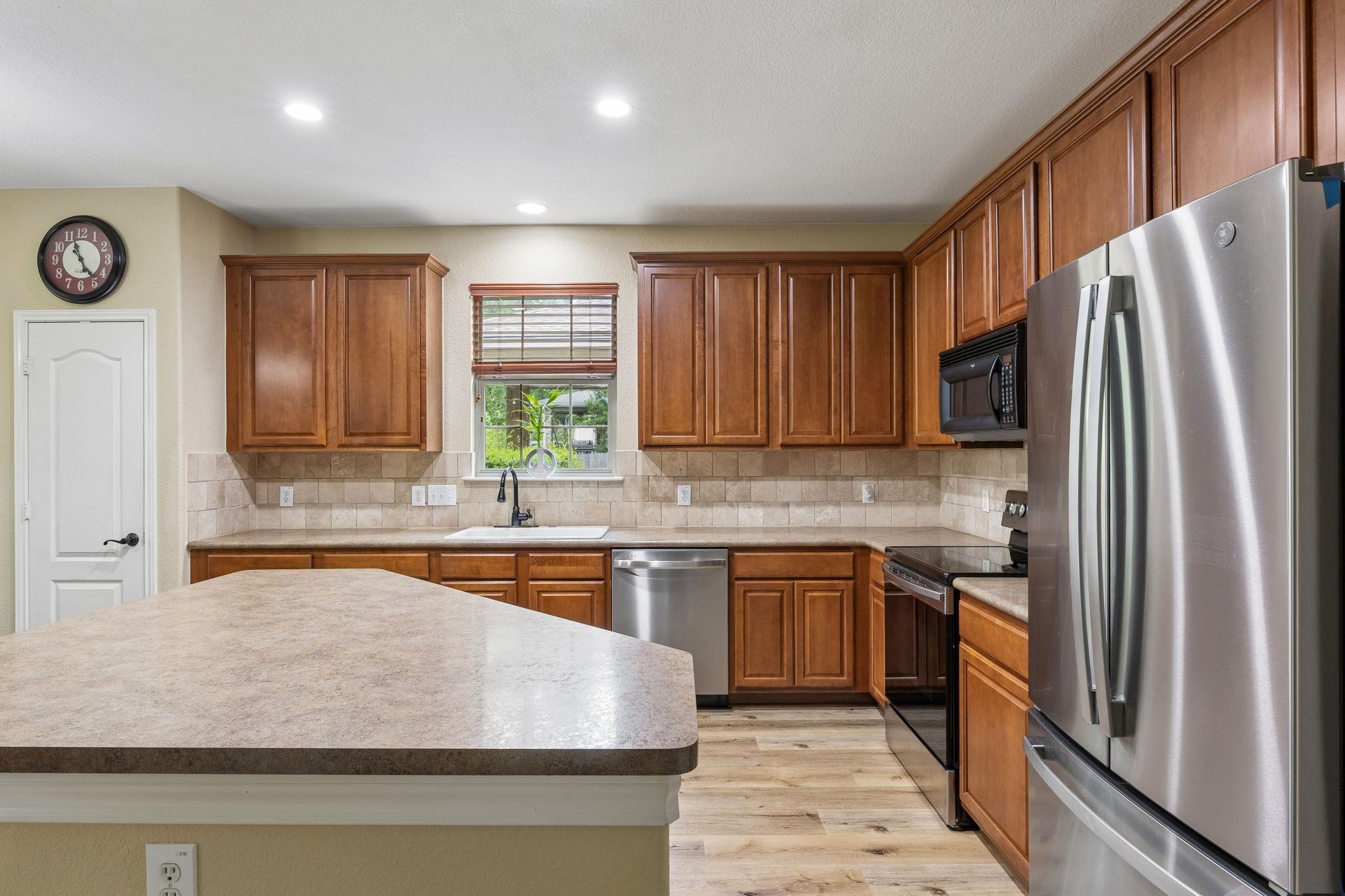 309 Island Oak DR