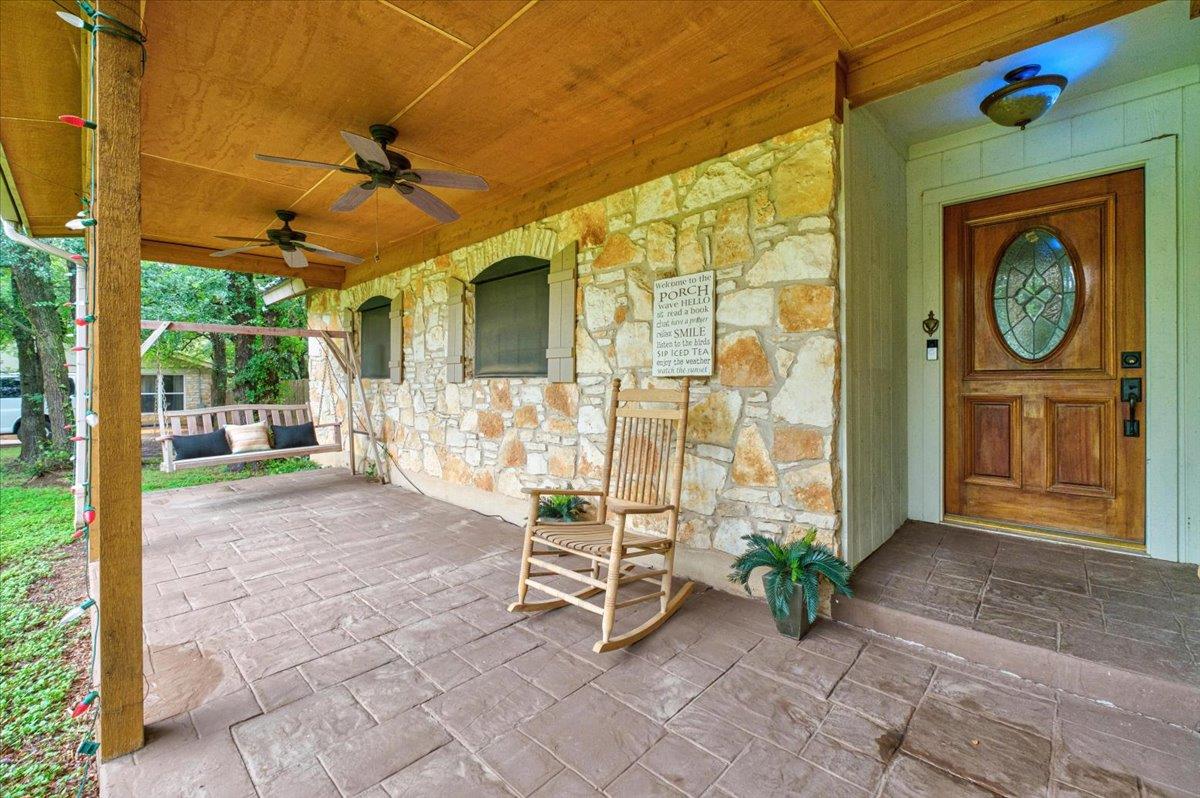 1009 Bluebird DR