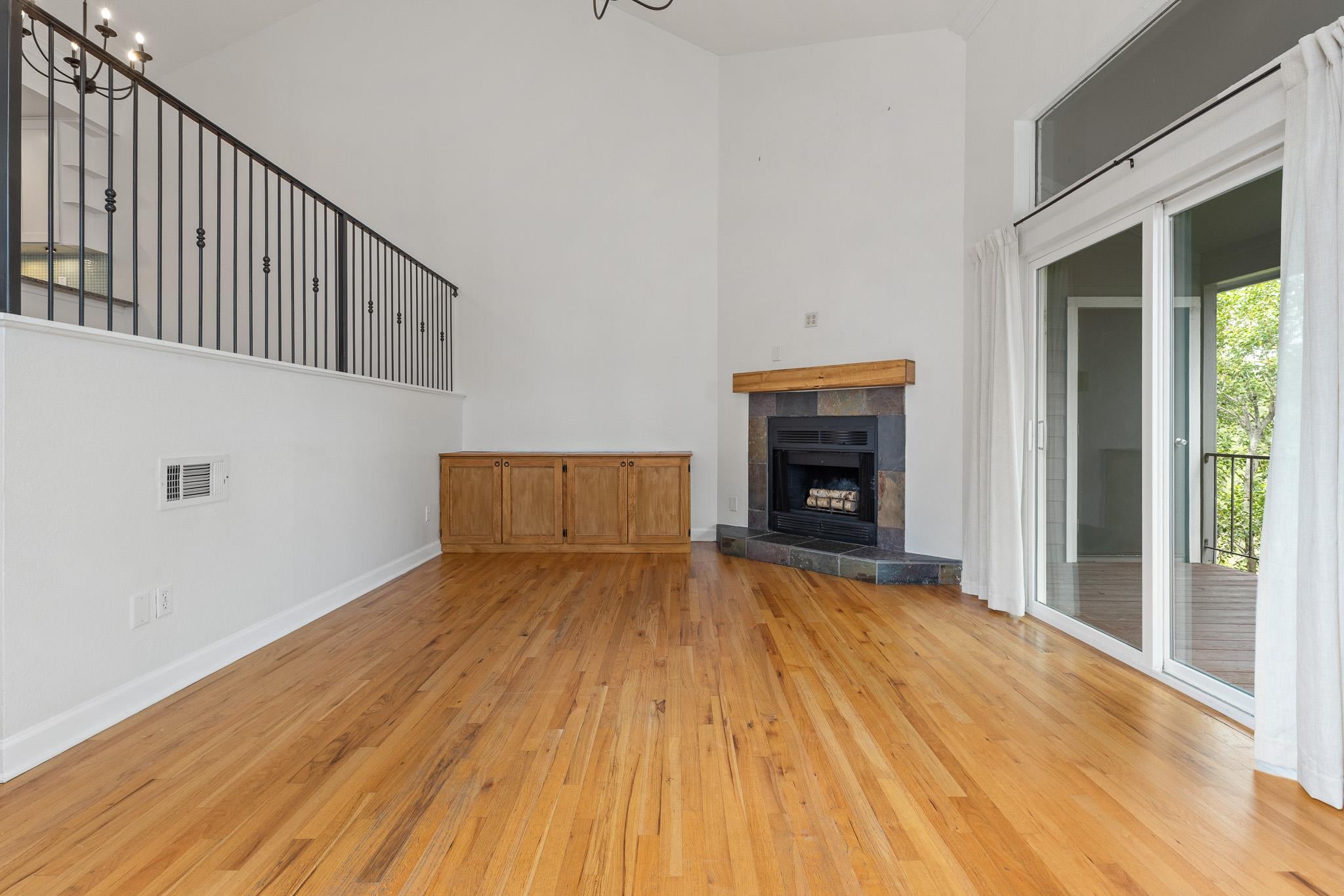 4006 Shoal Creek BLVD Unit B photo 3