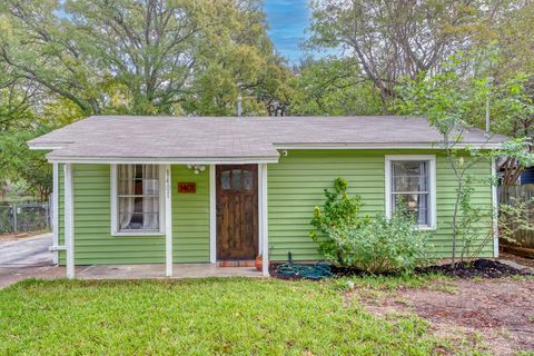 Photo of 1401 Greenwood Ave #1 & 2, Austin, TX 78721 (MLS # 6536216)