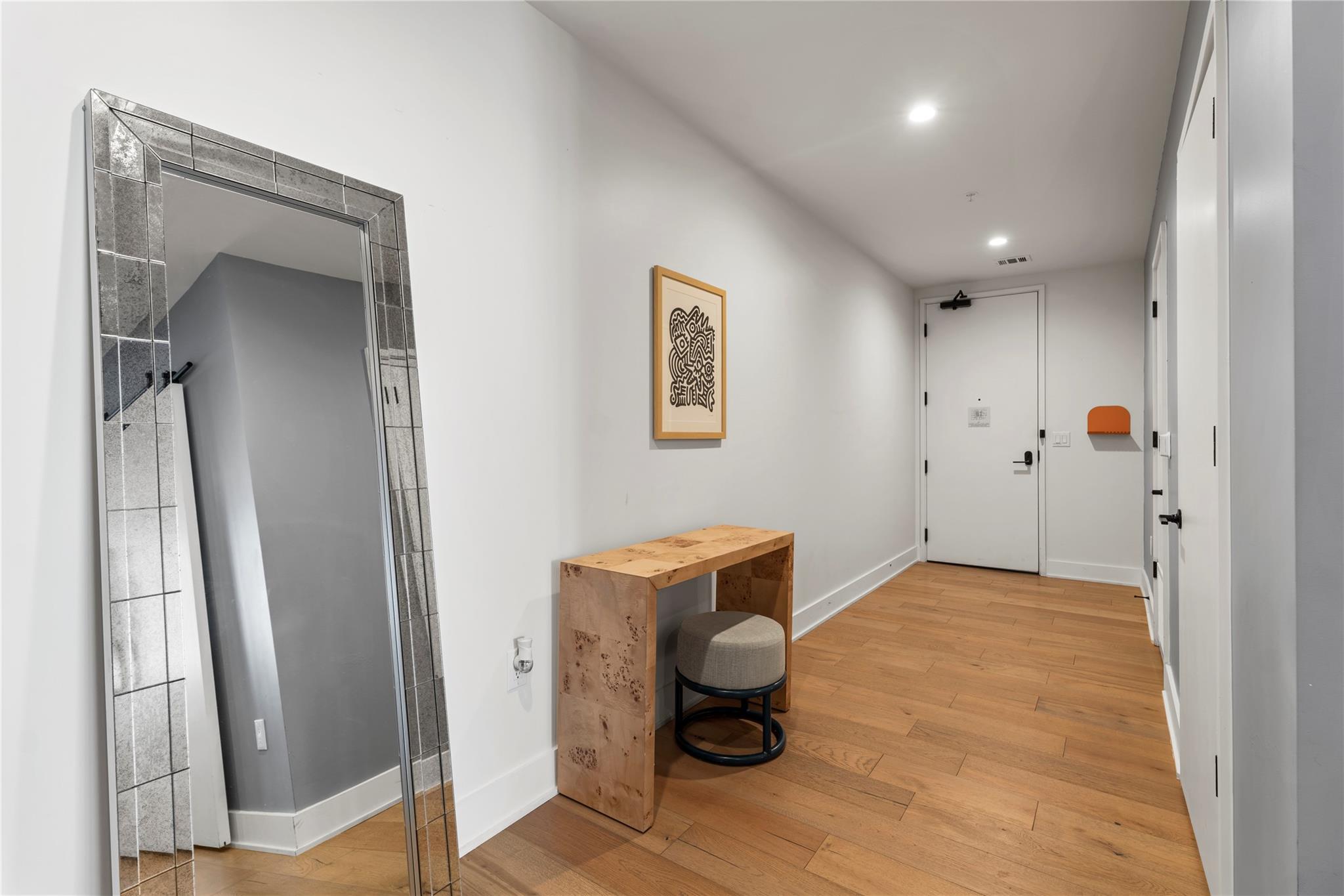 48 East Ave 2011