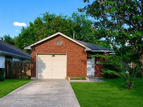 Photo of 1581 Parkfield CIR, Round Rock, TX 78664 (MLS # 3851523)