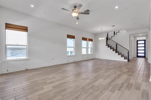 Tiny photo for 12110 Moriah BND, Austin, TX 78732 (MLS # 7186773)