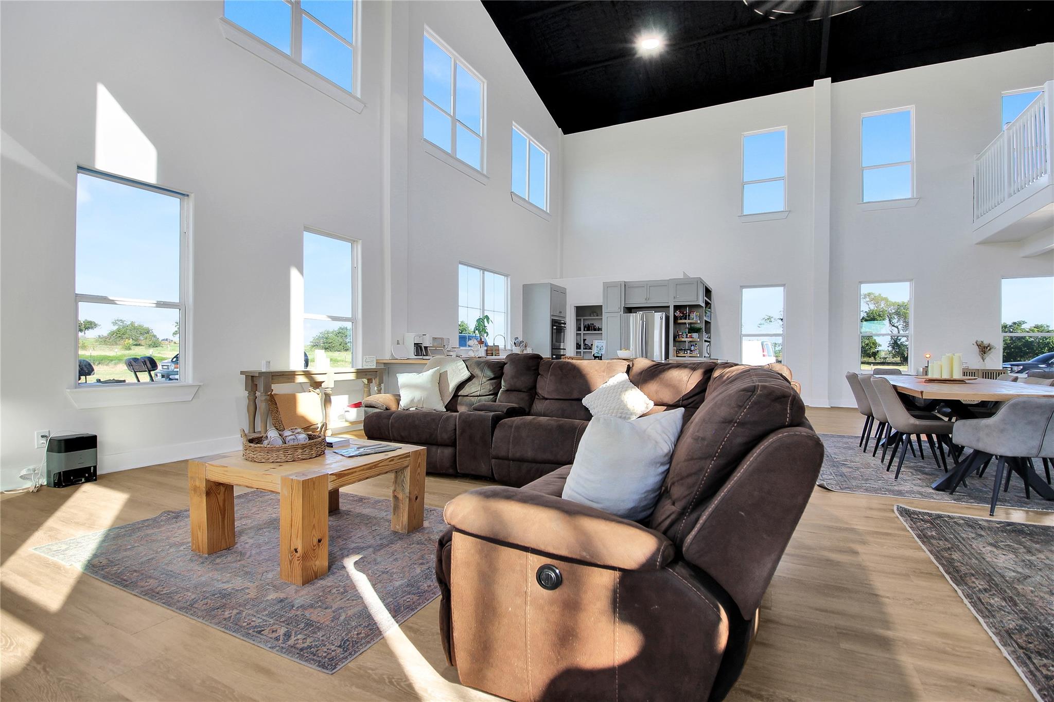 735 County Road 304