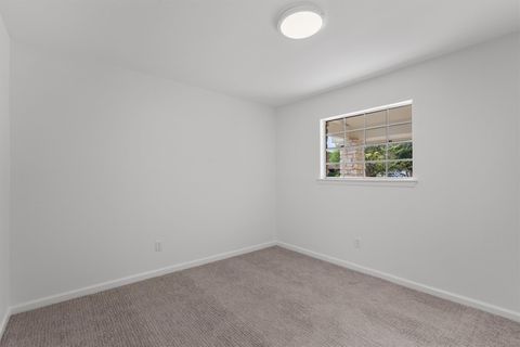 Tiny photo for 10107 Oak Hollow DR, Austin, TX 78758 (MLS # 8682409)