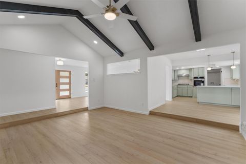 Tiny photo for 10107 Oak Hollow DR, Austin, TX 78758 (MLS # 8682409)