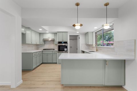 Tiny photo for 10107 Oak Hollow DR, Austin, TX 78758 (MLS # 8682409)