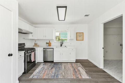 Tiny photo for 13604 Briarcreek LOOP, Manor, TX 78653 (MLS # 2108900)