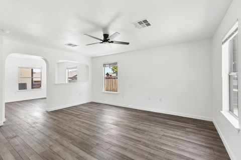 Tiny photo for 13604 Briarcreek LOOP, Manor, TX 78653 (MLS # 2108900)