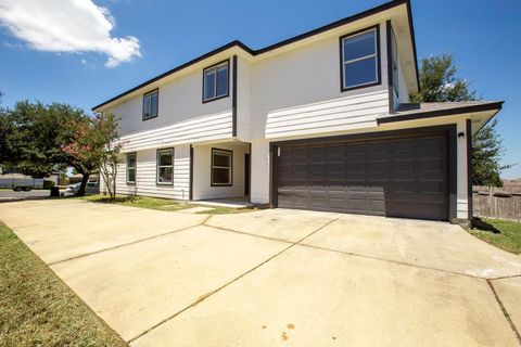 Tiny photo for 13604 Briarcreek LOOP, Manor, TX 78653 (MLS # 2108900)