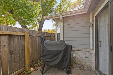 Tiny photo for 2001 Parker LN #101, Austin, TX 78741 (MLS # 6633218)