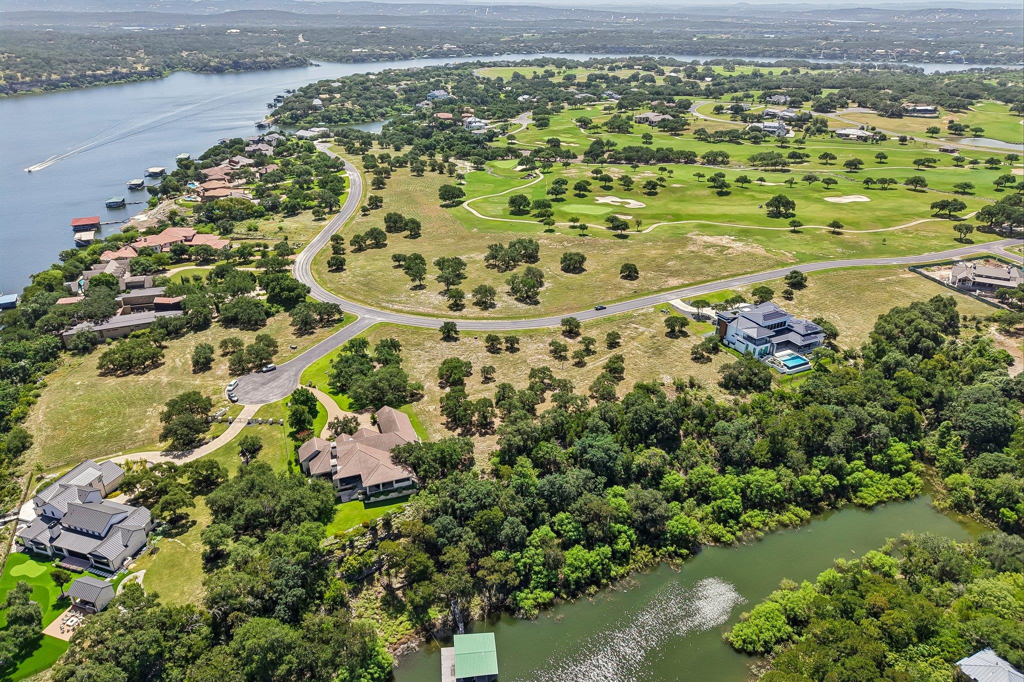 3100 Kahala Sunset DR