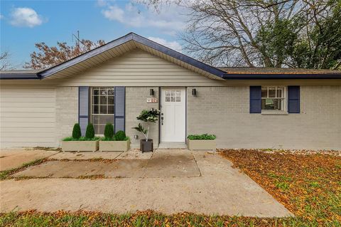 Tiny photo for 805 Sahara Ave, Austin, TX 78745 (MLS # 1166614)