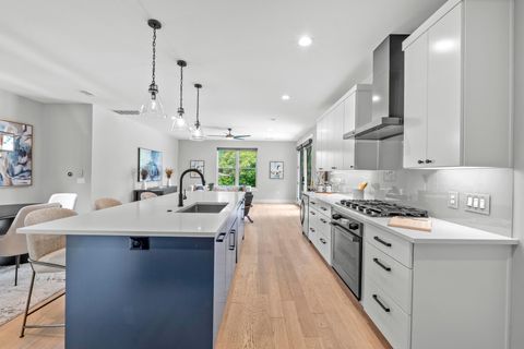Tiny photo for 7103 Daugherty ST, Austin, TX 78757 (MLS # 5494300)