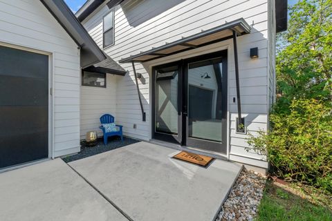 Tiny photo for 7103 Daugherty ST, Austin, TX 78757 (MLS # 5494300)