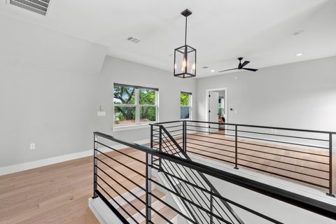 Tiny photo for 7103 Daugherty ST, Austin, TX 78757 (MLS # 5494300)