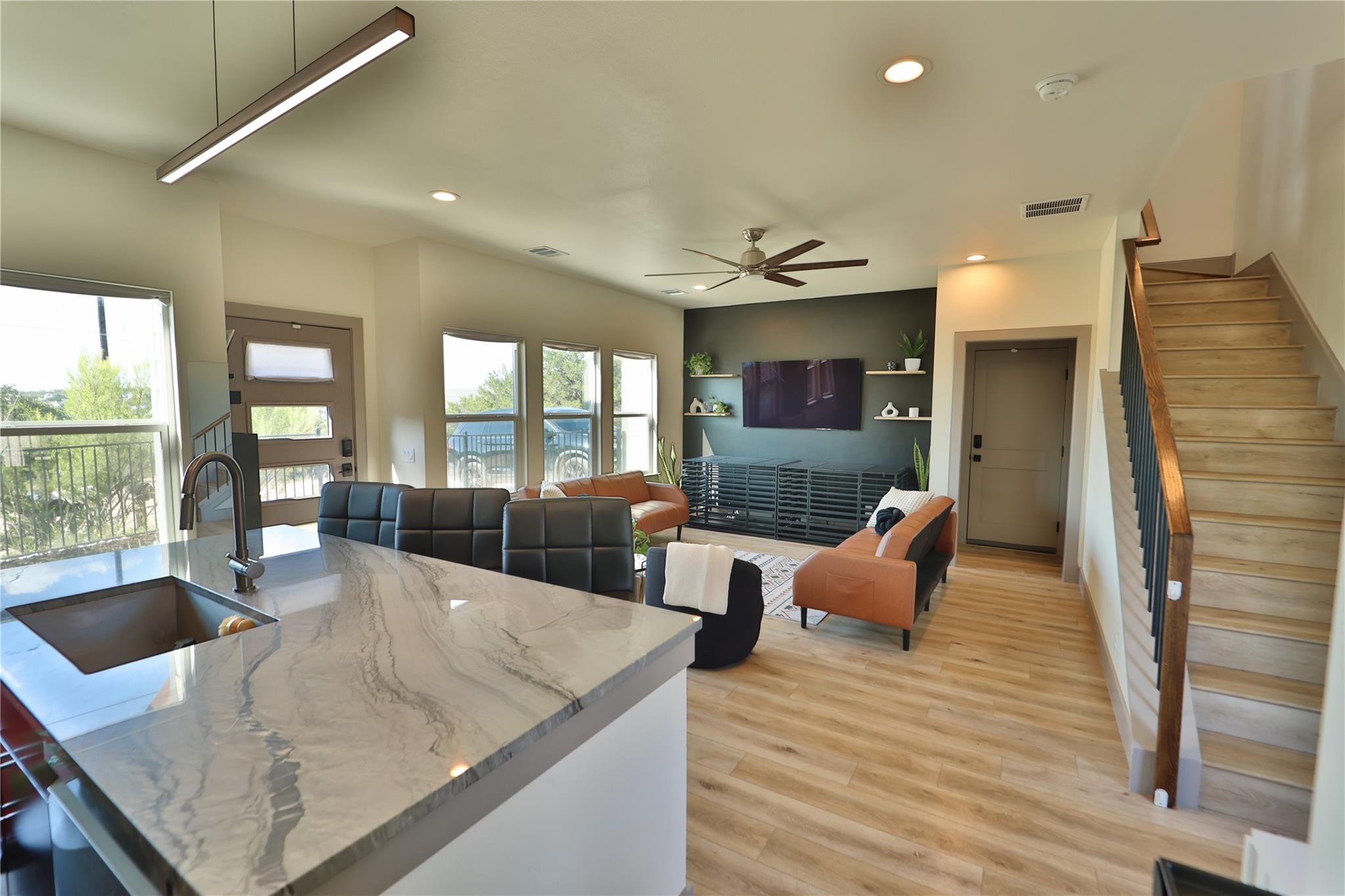 10613 Knob HL