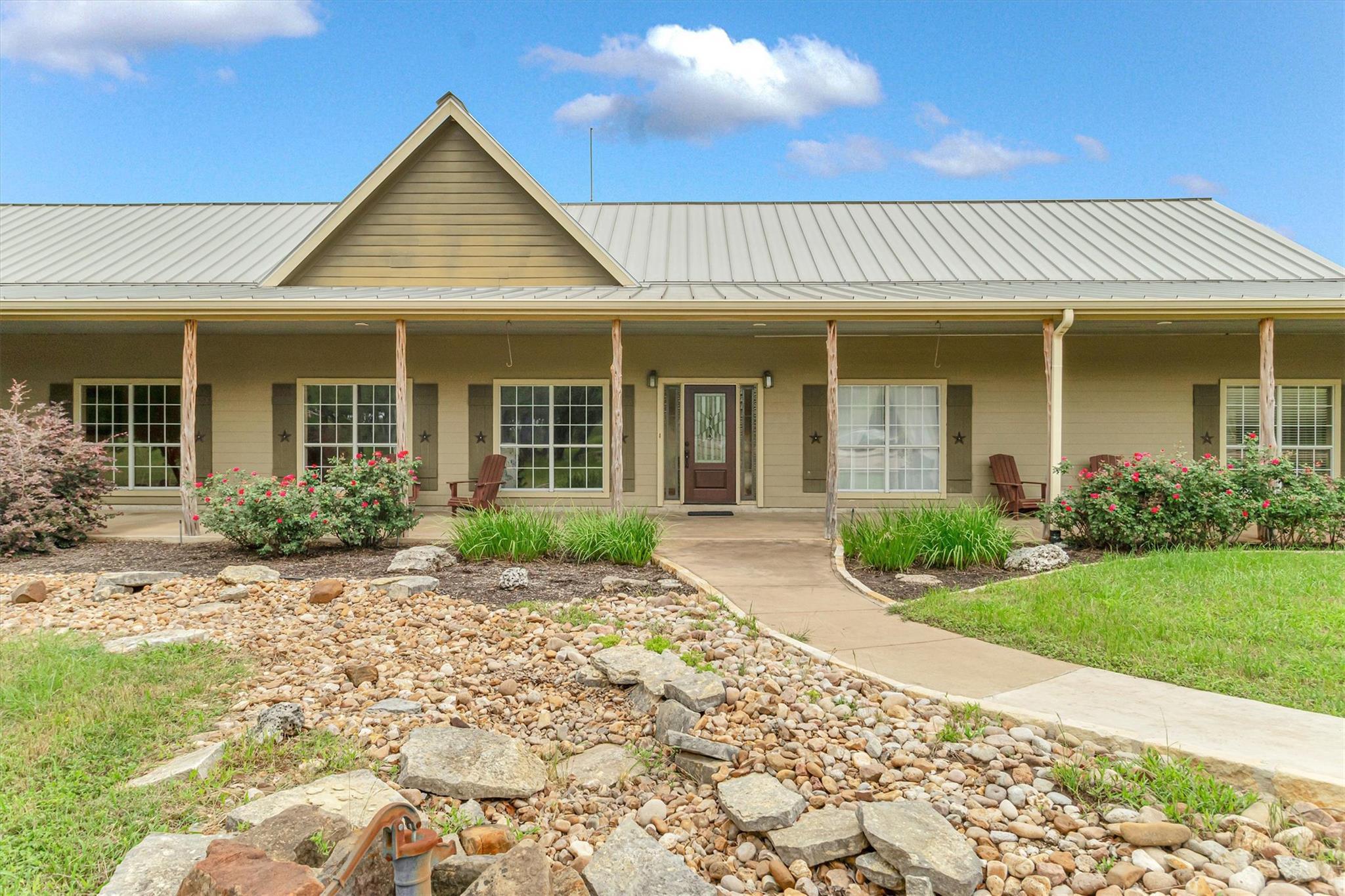 3227 Farm to Market 1174