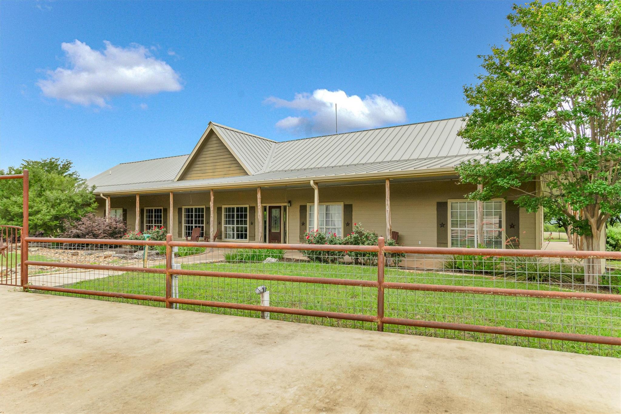 3227 Farm to Market 1174