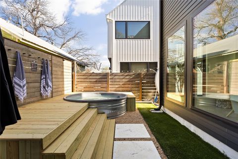 Tiny photo for 108 Comal ST, Austin, TX 78702 (MLS # 5316705)