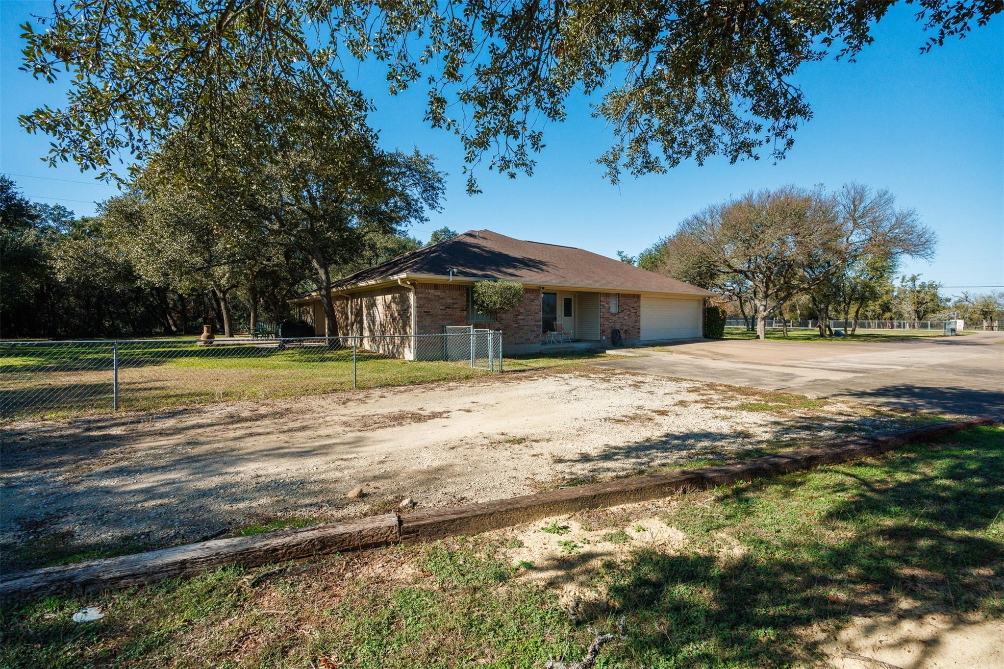 541 Elliott Ranch RD
